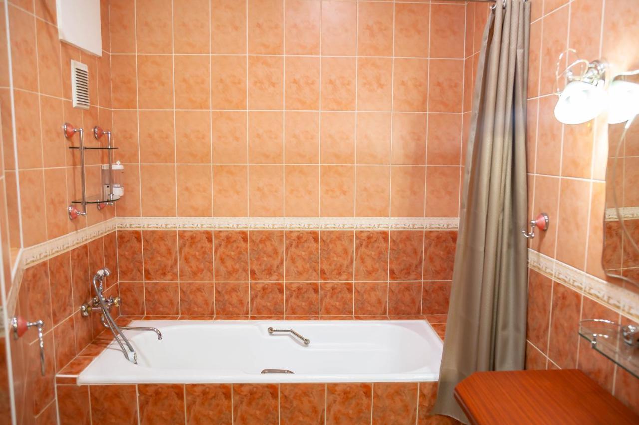 Ridon Lux Hotel Tashkent Bagian luar foto